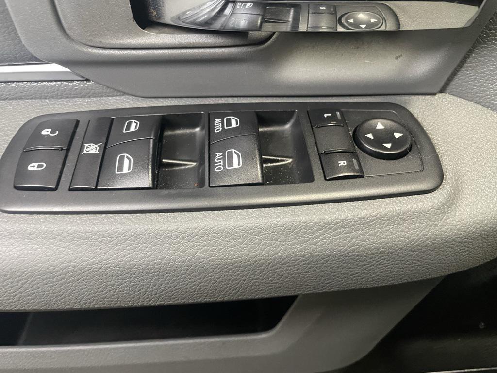 used 2020 Ram 1500 Classic car, priced at $22,993