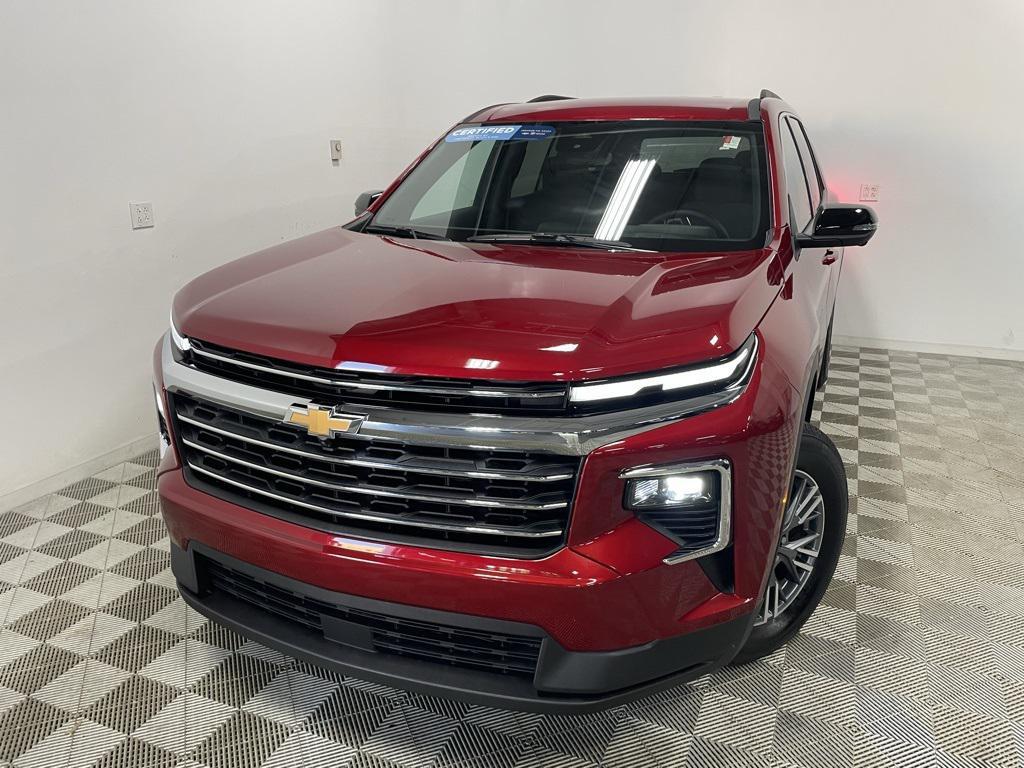 used 2024 Chevrolet Traverse car, priced at $36,498