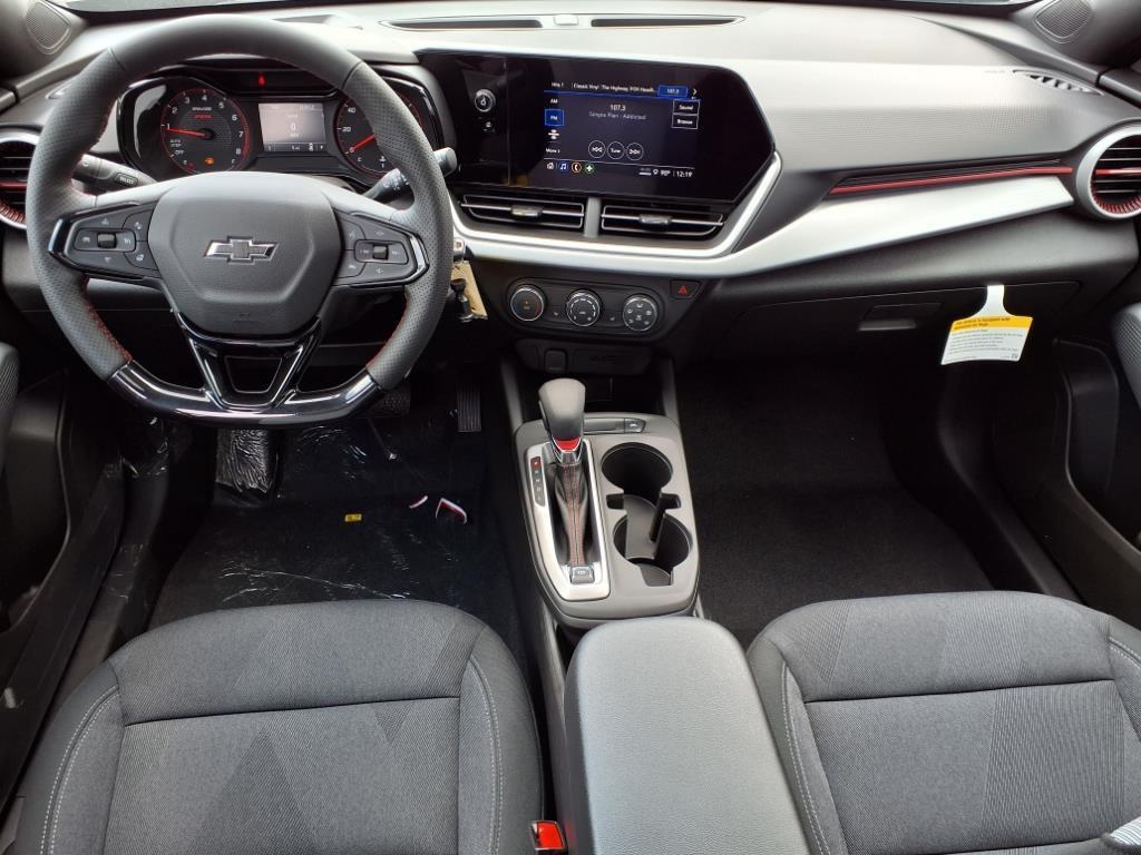 new 2025 Chevrolet Trax car, priced at $25,325