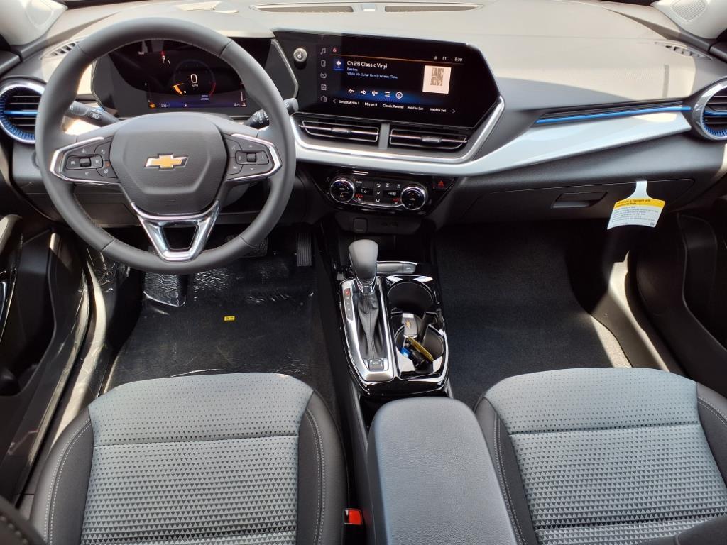 new 2025 Chevrolet Trax car, priced at $25,750