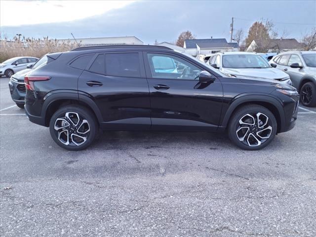 new 2025 Chevrolet Trax car, priced at $26,385