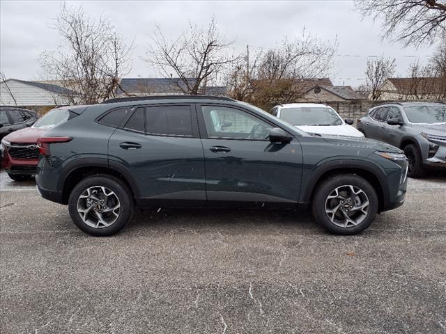 new 2025 Chevrolet Trax car, priced at $26,075