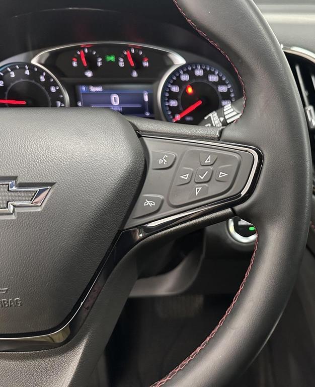 used 2023 Chevrolet Equinox car, priced at $25,899