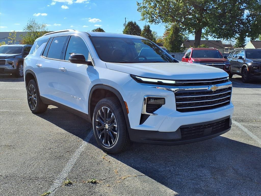 new 2026 Chevrolet Traverse car, priced at $47,620