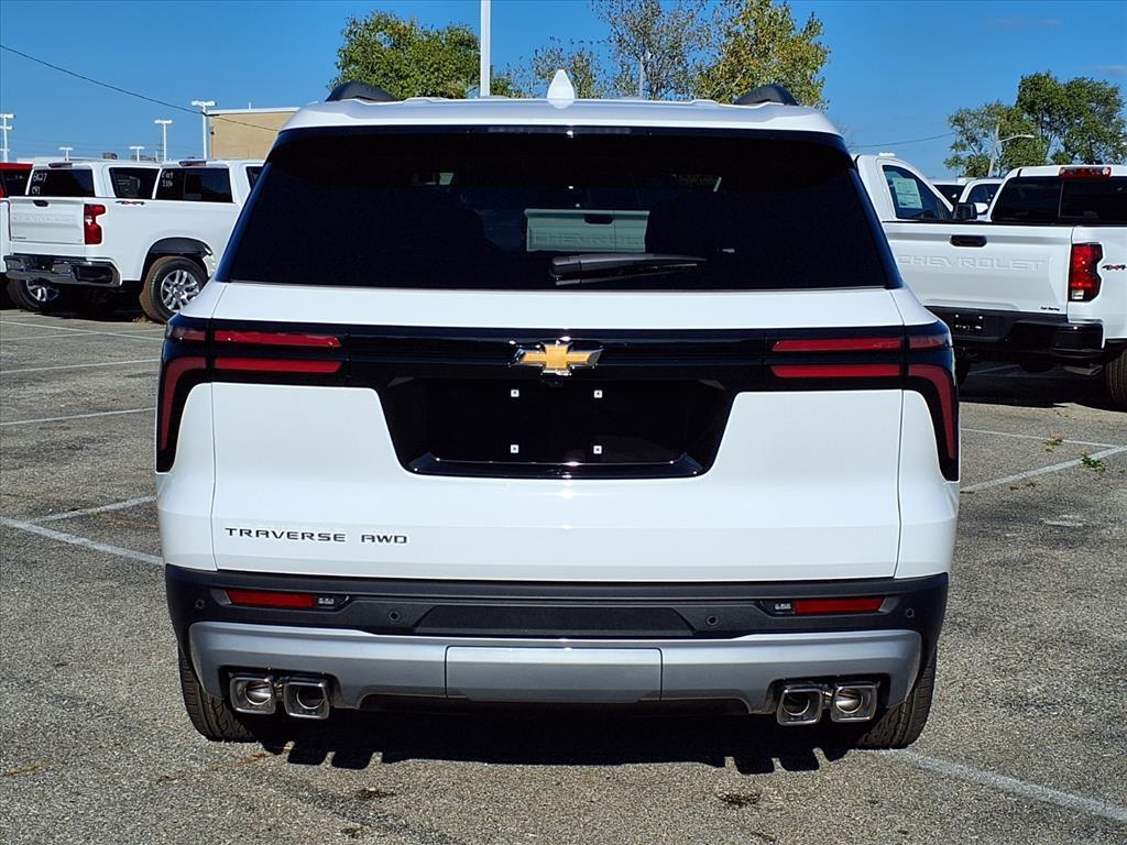 new 2026 Chevrolet Traverse car, priced at $47,620