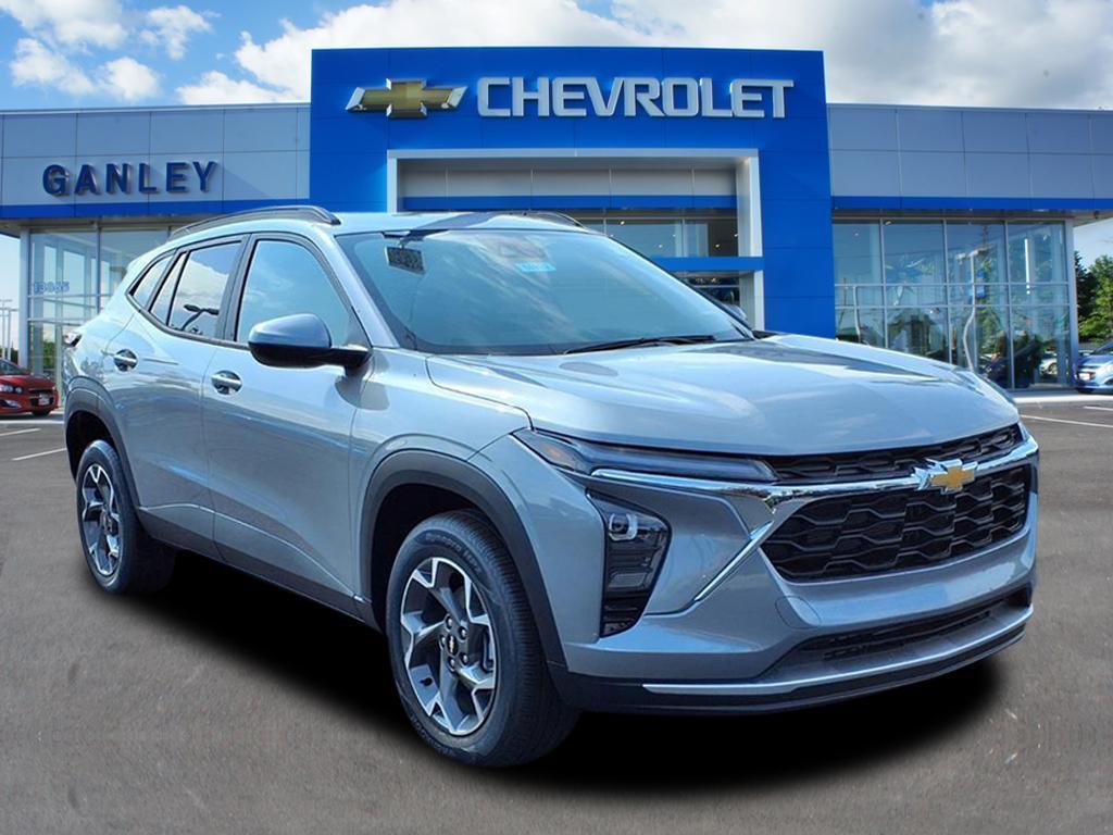 new 2025 Chevrolet Trax car, priced at $25,725