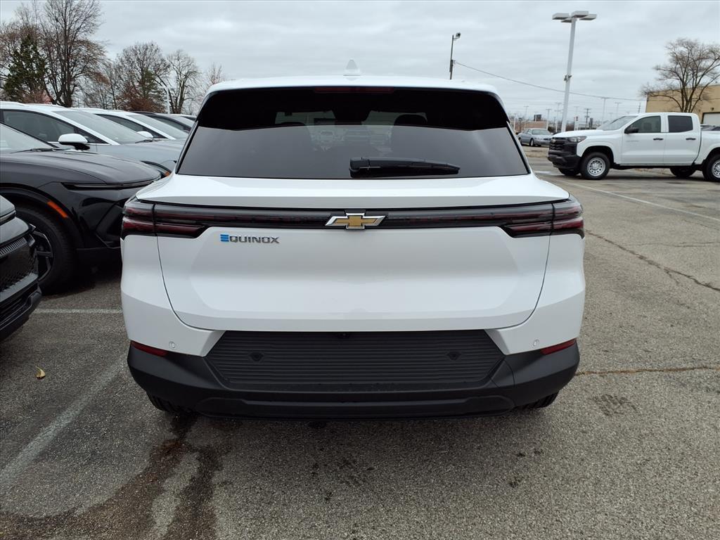 new 2026 Chevrolet Equinox EV car, priced at $31,065