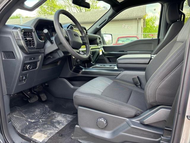 new 2025 Ford F-150 car, priced at $50,552