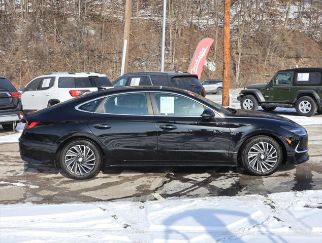 used 2023 Hyundai Sonata Hybrid car, priced at $24,455