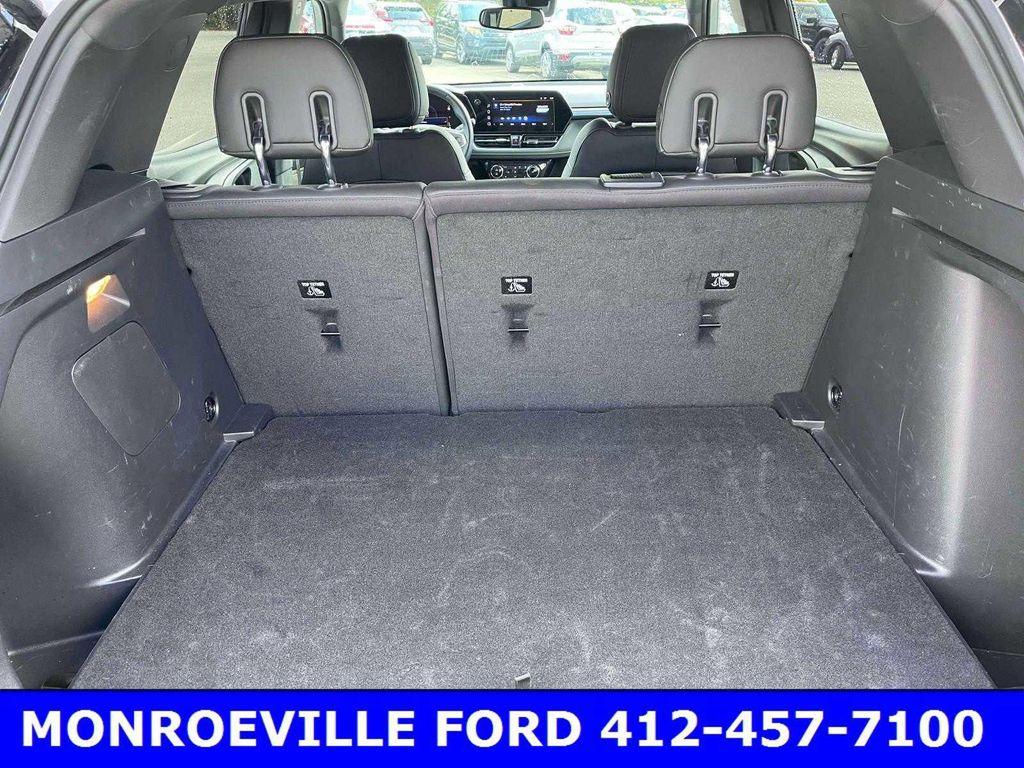 used 2024 Chevrolet TrailBlazer car, priced at $23,947