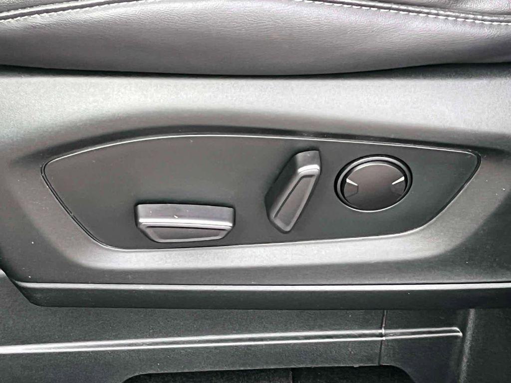 used 2022 Ford Explorer car, priced at $31,455