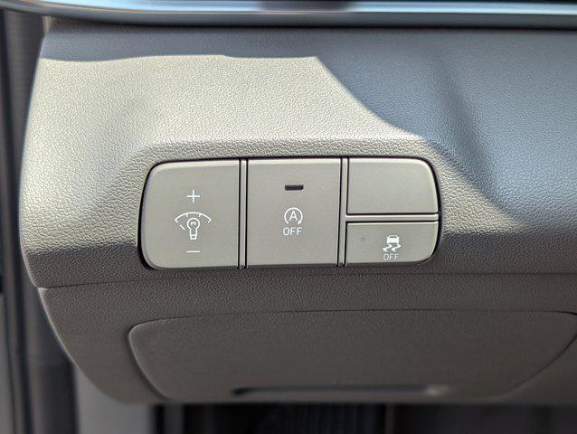 new 2025 Hyundai Elantra car, priced at $22,305