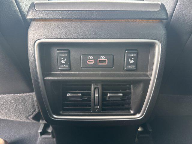 used 2022 Nissan Murano car, priced at $25,000