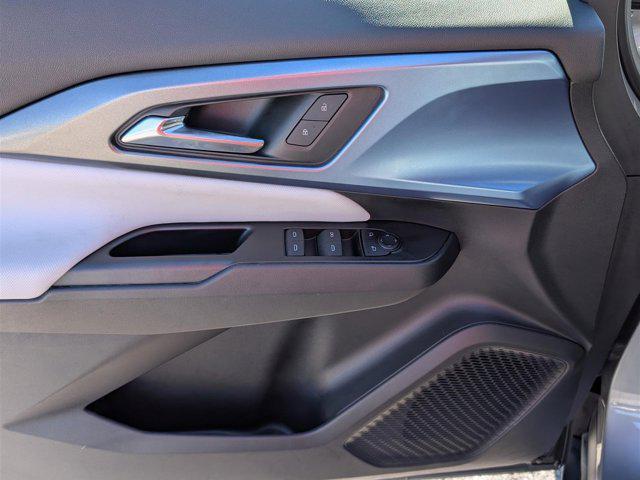 used 2024 Chevrolet Equinox EV car, priced at $25,000