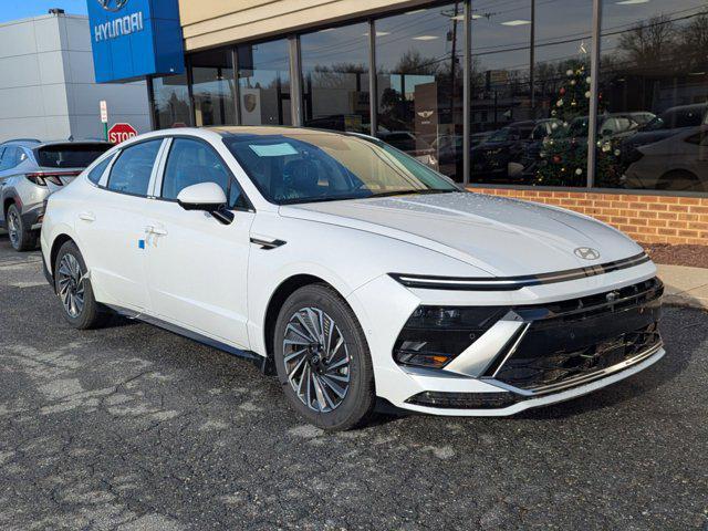 new 2025 Hyundai Sonata Hybrid car, priced at $36,532
