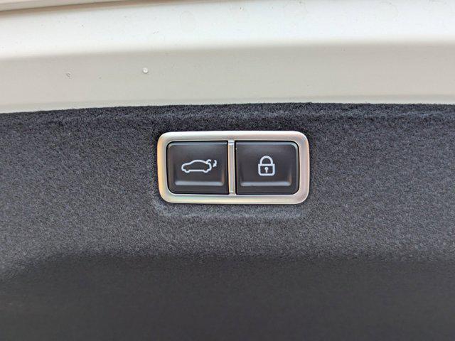 new 2025 Hyundai Sonata Hybrid car, priced at $36,532