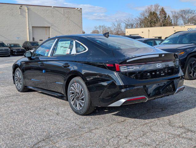 new 2025 Hyundai Sonata Hybrid car, priced at $36,093