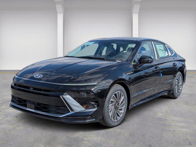 new 2025 Hyundai Sonata Hybrid car, priced at $35,843