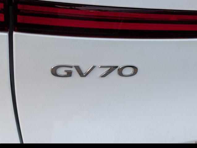 new 2025 Genesis GV70 car