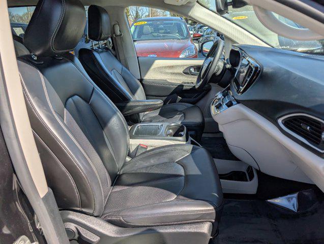 used 2023 Chrysler Pacifica car, priced at $21,512