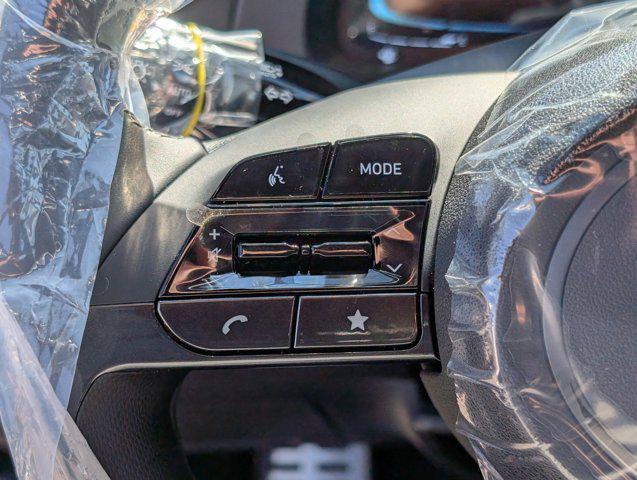 new 2025 Hyundai Elantra car, priced at $23,273
