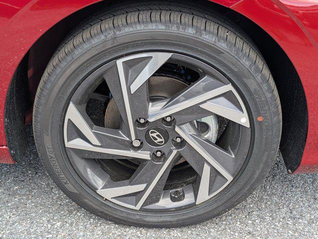 new 2025 Hyundai Elantra car, priced at $26,279