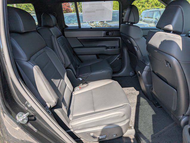 new 2025 Hyundai SANTA FE HEV car, priced at $48,512