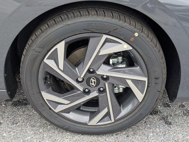 new 2025 Hyundai Elantra car, priced at $23,460