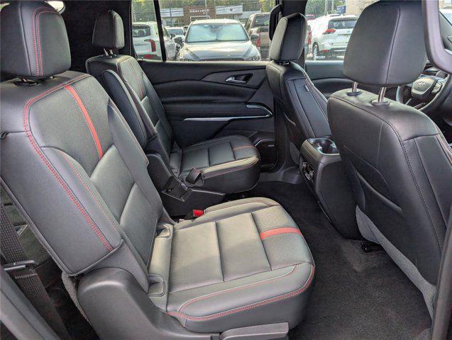 used 2024 Chevrolet Traverse car, priced at $49,500
