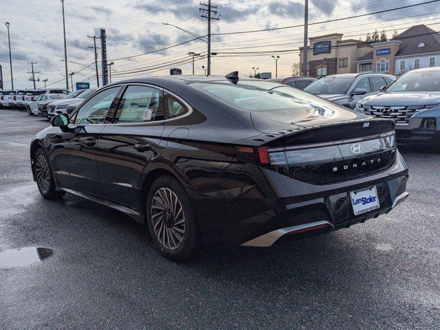 new 2025 Hyundai Sonata Hybrid car, priced at $37,397