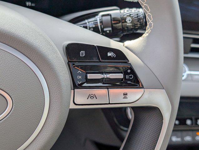 new 2025 Hyundai Elantra car, priced at $24,762