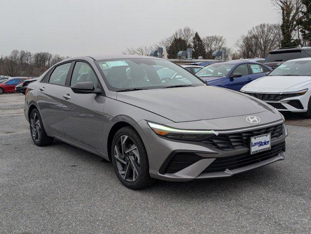 new 2025 Hyundai Elantra car, priced at $21,212