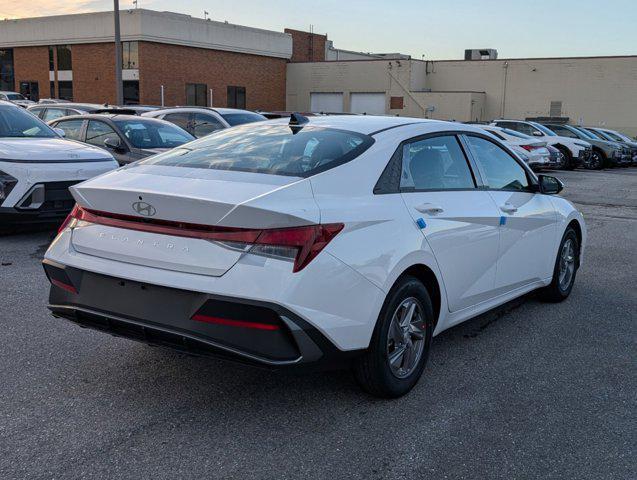 new 2025 Hyundai Elantra car, priced at $20,556