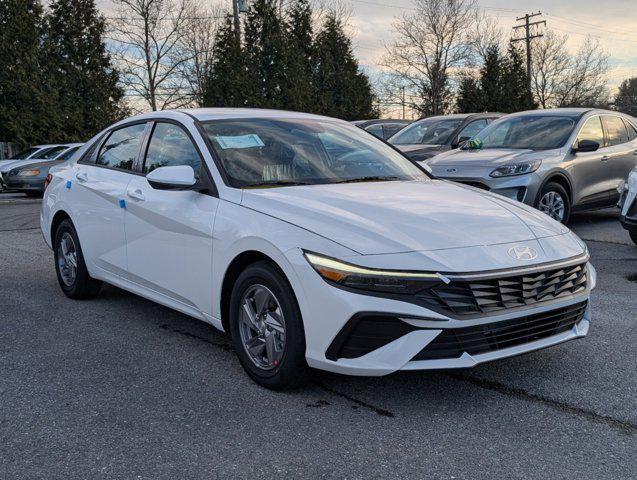 new 2025 Hyundai Elantra car, priced at $20,556