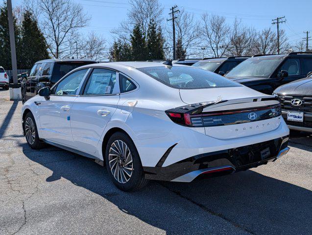 new 2025 Hyundai Sonata Hybrid car, priced at $30,345