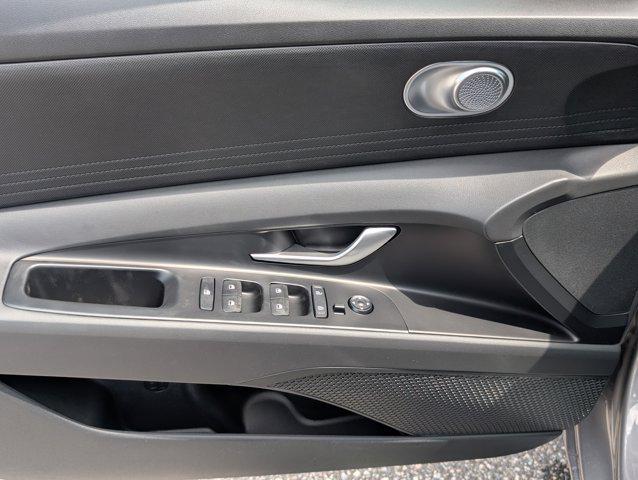 new 2025 Hyundai Elantra car, priced at $22,305