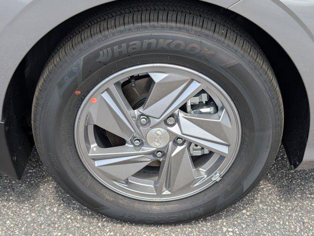 new 2025 Hyundai Elantra car, priced at $22,305