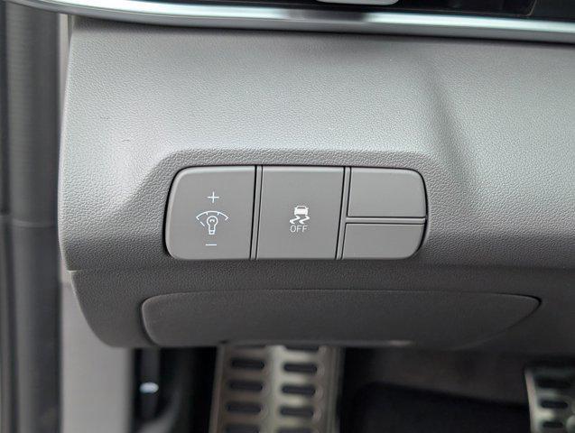 new 2025 Hyundai Elantra car, priced at $23,152