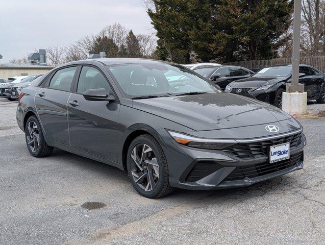new 2025 Hyundai Elantra car, priced at $23,152