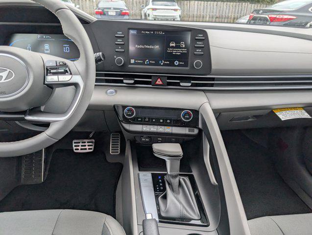 new 2025 Hyundai Elantra car, priced at $23,152