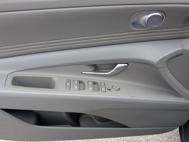 new 2025 Hyundai Elantra car, priced at $23,152