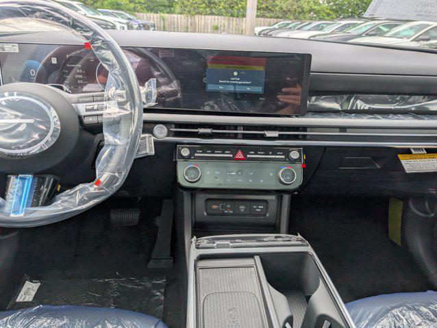 new 2025 Hyundai TUCSON Hybrid car, priced at $35,093