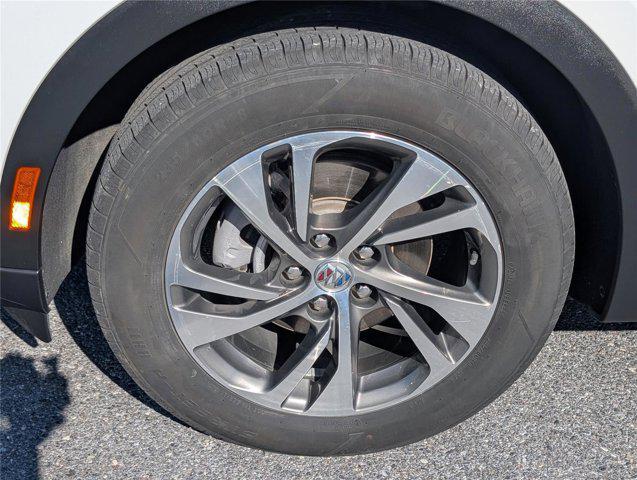 used 2023 Buick Envision car, priced at $22,000