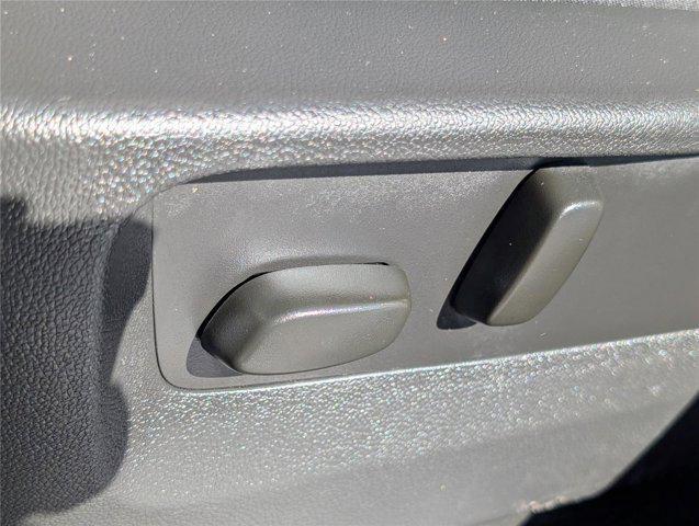 used 2023 Buick Envision car, priced at $22,000