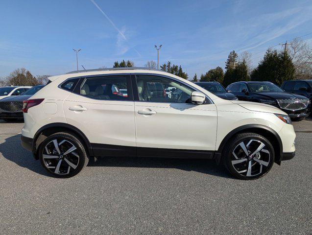 used 2022 Nissan Rogue Sport car, priced at $23,494