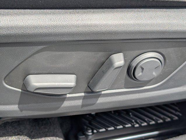 new 2025 Hyundai TUCSON Hybrid car, priced at $39,491