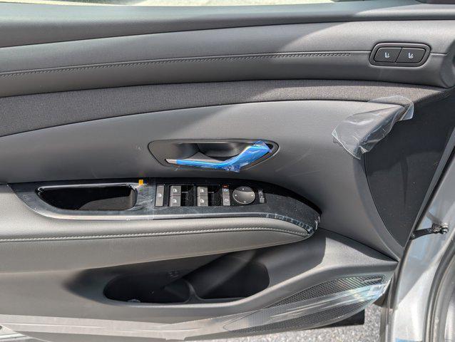 new 2025 Hyundai TUCSON Hybrid car, priced at $39,491