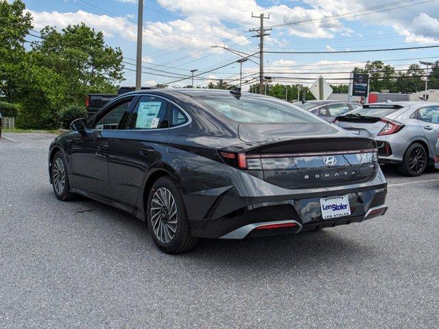 new 2024 Hyundai Sonata Hybrid car, priced at $32,515