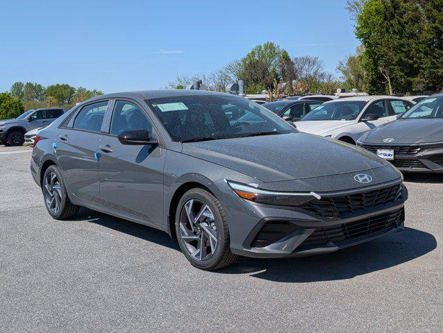new 2025 Hyundai Elantra car, priced at $22,009