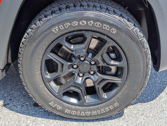 used 2021 Jeep Cherokee car, priced at $25,452